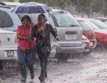 Siguen las lluvias; suben a 12 las provincias en alerta