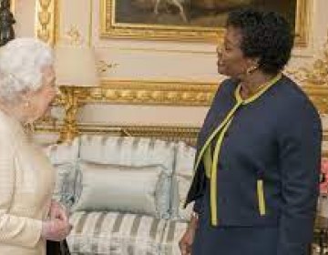 Barbados elige a su presidenta tras separarse de Reino Unido y convertirse en Rep&uacute;blica