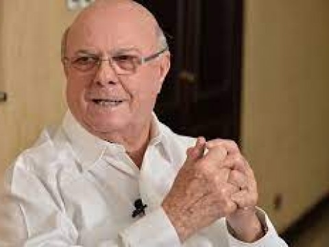 Hip&oacute;lito Mej&iacute;a: No se puede aceptar que algunos se cojan el gobierno para ellos