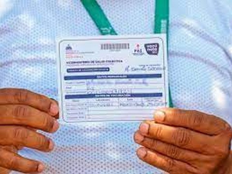 TSA aplaza otra vez acciones contra resoluci&oacute;n de Salud P&uacute;blica sobre uso de tarjeta de vacunaci&oacute;n