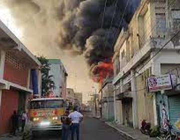 Incendio afecta Casa Mora de La Vega