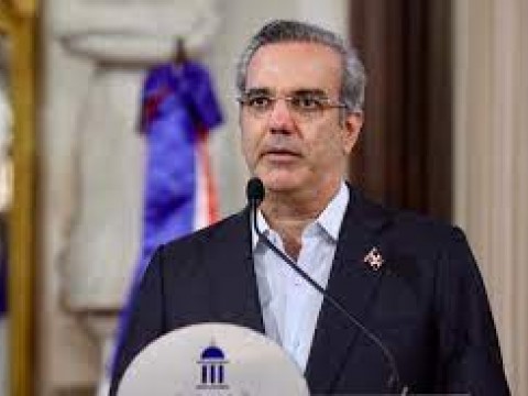 Presidente Abinader recibe informe donde piden destituci&oacute;n director INPOSDOM
