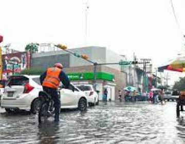 Lluvias continuar&aacute;n este martes; hay 14 provincias en alerta