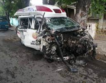Narran c&oacute;mo murieron tres personas en accidente con ambulancia en Azua