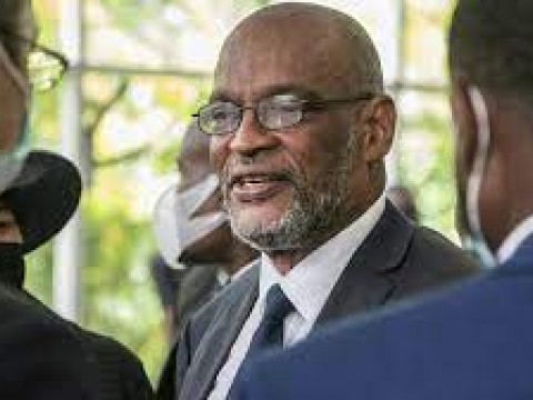 Fiscal haitiano pide investigar primer ministro