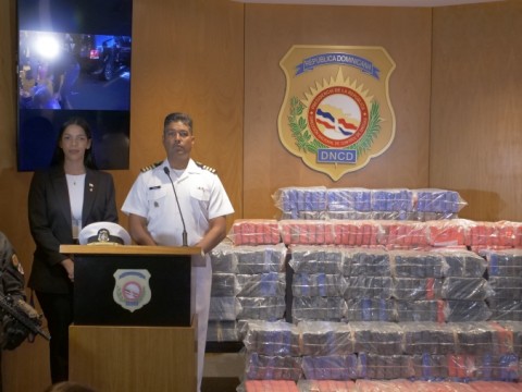 Ocupan casi una tonelada de coca&iacute;na en Peravia