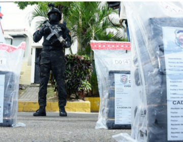 Ocupan 540 paquetes drogas y arrestan cinco venezolanos en SPM