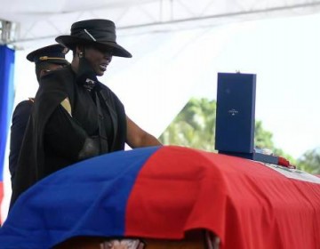Martine Moise: &ldquo;Fuiste brutalmente asesinado, se ha conspirado contra ti, te odiaban y te lanzaron veneno&rdquo;