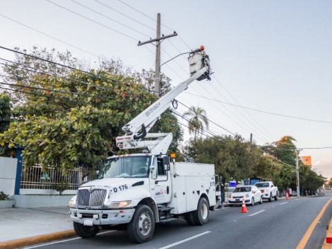  Gobierno inicia proyecto para llevar electricidad a comunidad El Montazo, en la provincia de Azua