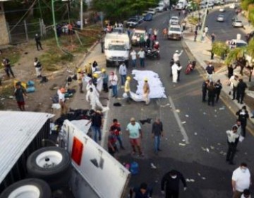 Al menos 54 muertos y m&aacute;s de 100 heridos en accidente en M&eacute;xico 