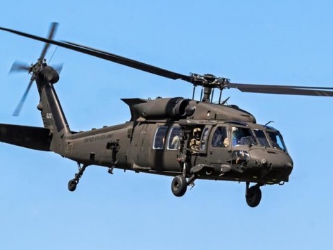 Operaciones Especiales de EE. UU. despliegan helic&oacute;pteros cerca de Venezuela