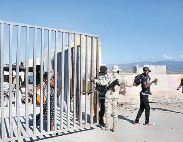 Inician comercio binacional en frontera con Hait&iacute;
