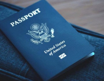 Estados Unidos permite la renovaci&oacute;n de pasaporte en l&iacute;nea de manera limitada