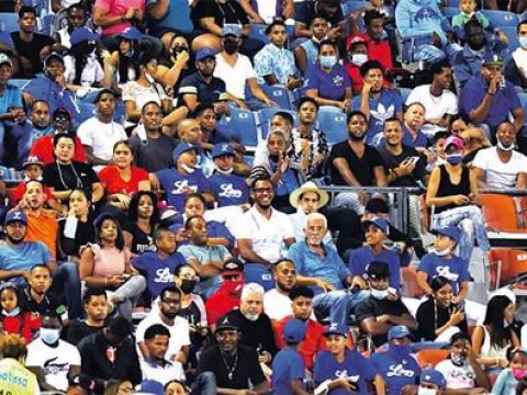 El b&eacute;isbol y la mafia en las taquillas del Licey
