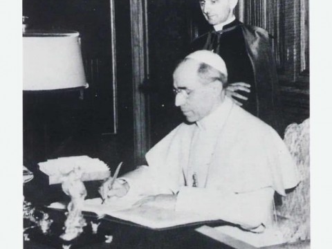 El Concordato, 70 a&ntilde;os de m&uacute;ltiples privilegios