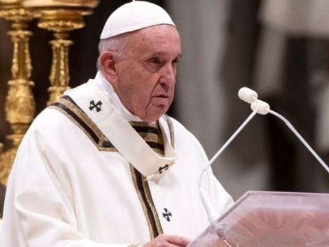 El Vaticano prev&eacute; ajustes presupuestarios pero niega peligro de bancarrota