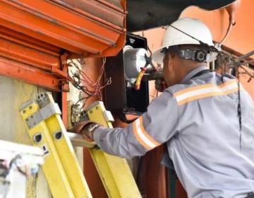 La ADIE est&aacute; preocupada por el manejo de las autoridades en el sector el&eacute;ctrico
