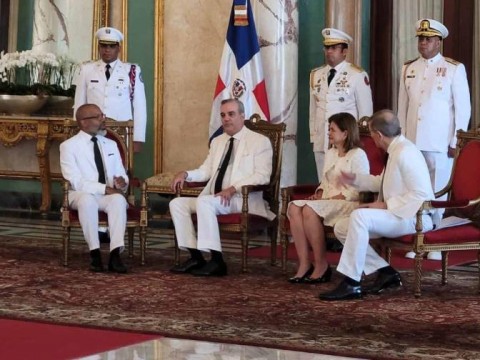 Embajadores de Argentina, Cuba y Canad&aacute; se acreditan ante el presidente Luis Abinader