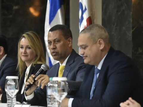 Indotel inicia en el Cibao la entrega de cajas convertidoras de se&ntilde;al digital