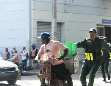 Agentes de la Digesett persiguen a delivery