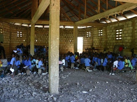 COVID-19 y crisis pol&iacute;tica afectan la educaci&oacute;n en Hait&iacute; seg&uacute;n la ONU