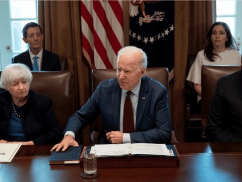 EEUU revela la mayor salva de sanciones contra Rusia desde comienzo de la guerra