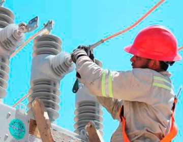Reportan m&aacute;s de 24 horas sin electricidad en SDE