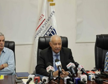 Minerd y ADP en conflicto por Evaluaci&oacute;n de Desempe&ntilde;o Docente