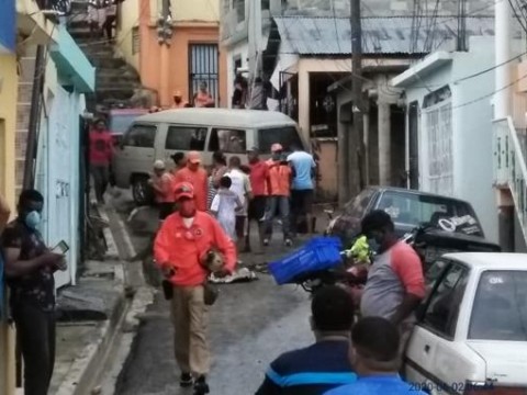 Explosi&oacute;n en tanque de almacenamiento de agua en Santiago provoca heridos y afecta viviendas