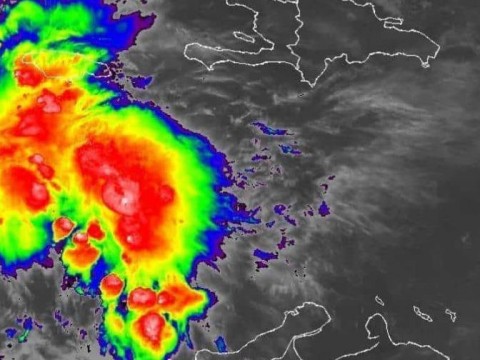 Disturbio en mar Caribe podr&iacute;a convertirse en cicl&oacute;n tropical; fuertes aguaceros s&aacute;bado y domingo
