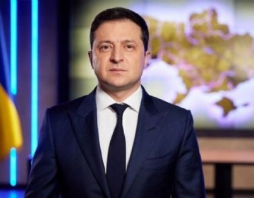 Zelenski firma la solicitud para la entrada de Ucrania en la Uni&oacute;n Europea