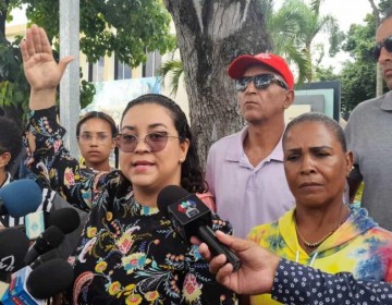 Familiares de 23 personas que se embarcaron en viaje ilegal siguen sin noticias de su paradero
