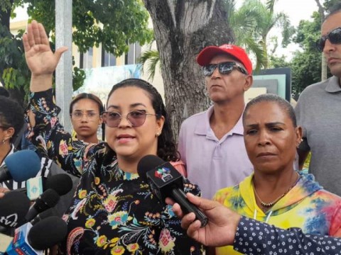 Familiares de 23 personas que se embarcaron en viaje ilegal siguen sin noticias de su paradero