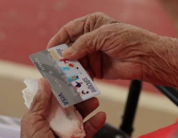 El 38.5 % de los hogares dominicanos recibi&oacute; el subsidio de alimentaci&oacute;n