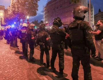 Francia anuncia una movilizaci&oacute;n excepcional de polic&iacute;as y bomberos para el 14 de julio