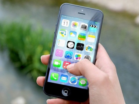 Filtran en Twitter una posible clave que cifra todos los iPhone y Apple exige borrarla (aunque luego cambia de opini&oacute;n)