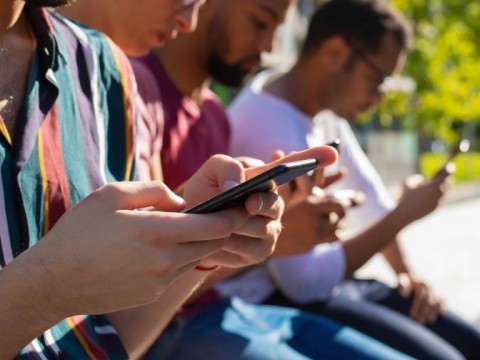 Finlandia restringe el uso de tel&eacute;fonos m&oacute;viles en las escuelas