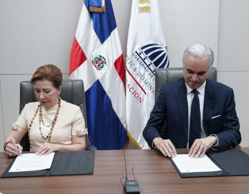 Ministerio de Educaci&oacute;n y Sur Futuro firman acuerdo para fortalecer la educaci&oacute;n en valores y el desarrollo sostenible en comunidades vulnerables