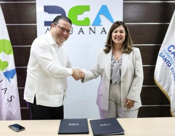Aduanas y la C&aacute;mara de Comercio de SD acuerdan cooperar para el fomento comercial