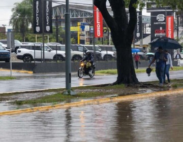 Las lluvias continuar&aacute;n este martes y mi&eacute;rcoles por los efectos de una vaguada