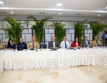 Presidente Abinader encabeza reuni&oacute;n de seguimiento al Plan de Seguridad Ciudadana