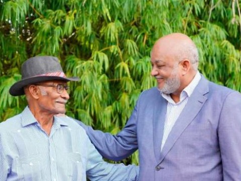 Fallece el padre del ministro de Educaci&oacute;n