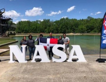 Estudiantes dominicanos ganan premios en competencia internacional de la NASA
