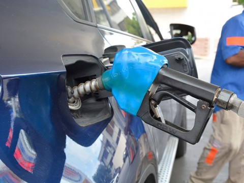 Suben precios de los combustibles