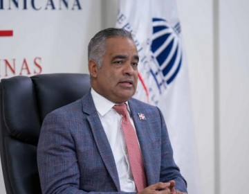 Gobierno busca consenso entre comunitarios y Barrick Pueblo Viejo sobre presa de colas