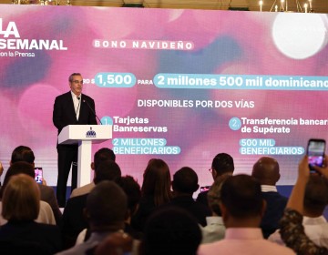 Abinader responde preguntas en LA Semanal