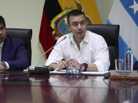 Noboa presenta sus c&aacute;rceles 'modelo Bukele' mientras siguen los motines en Ecuador