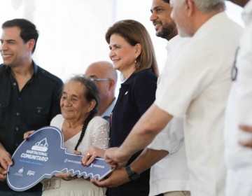 Gobierno entrega 50 viviendas a damnificados del hurac&aacute;n Georges 26 a&ntilde;os despu&eacute;s