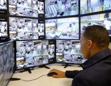 Gobierno reforzará seguridad ciudadana con expansión 911, botón de pánico y cámaras