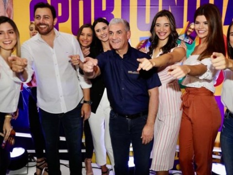Gonzalo Castillo llama a la poblaci&oacute;n a votar; pide a los electores no dejarse confundir por la oposici&oacute;n 